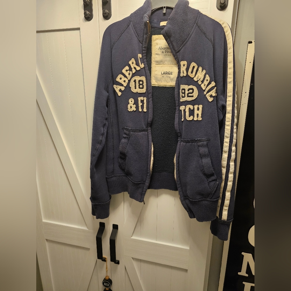 A&F 1982 Men's Large Navy Blue Logo Jacket.